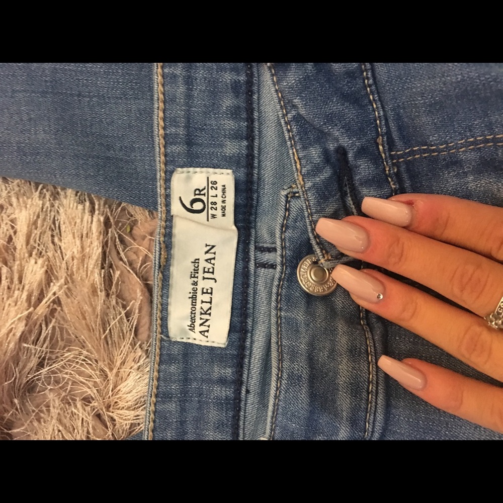 A&F jeans - Picture 2 of 3